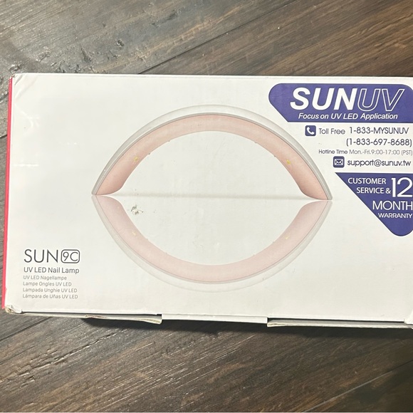 SUNUV LED/UV Nail Lamp & Sally Hansen Clear Top Coat - Picture 4 of 8